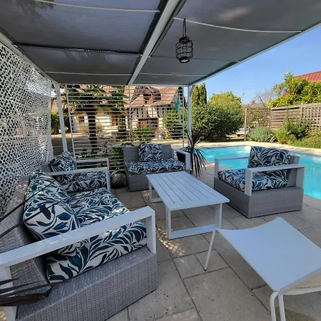 En Pleine Campagne, Proche Du Mans - D'hotes Fillé